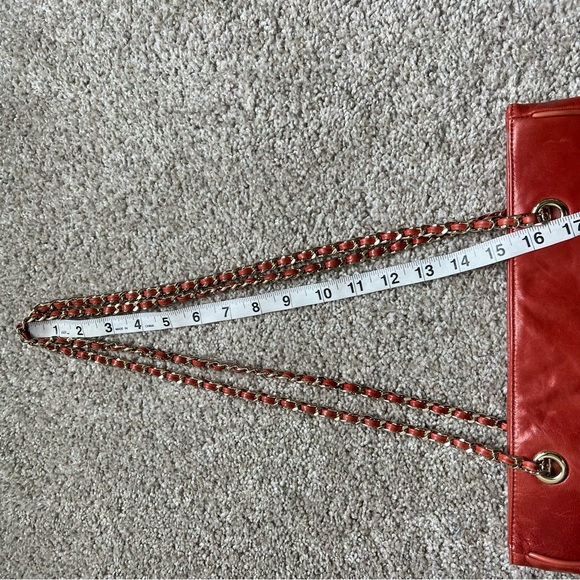 Tre Vero Red Quilted Shoulder Bag - Picture 13 of 13